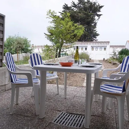 Cosy Avec Jardinet A 300m De La - 4 Couchages - Fr-1-224b-689 Apartment