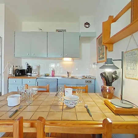 Cosy Avec Jardinet A 300m De La - 4 Couchages - Fr-1-224b-689 Apartment *
